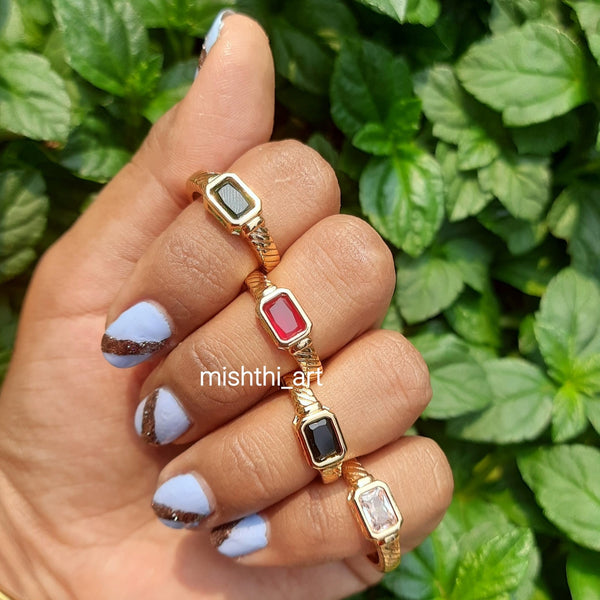 Confine Ring
