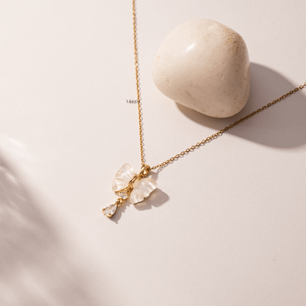 Bea BowNecklace