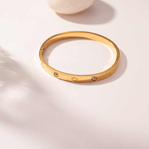 Divine Clove Bracelet