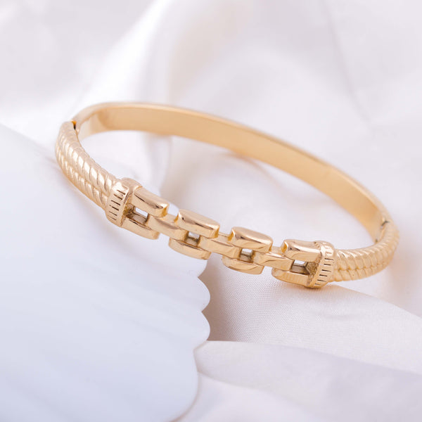 Link Loop Bracelet
