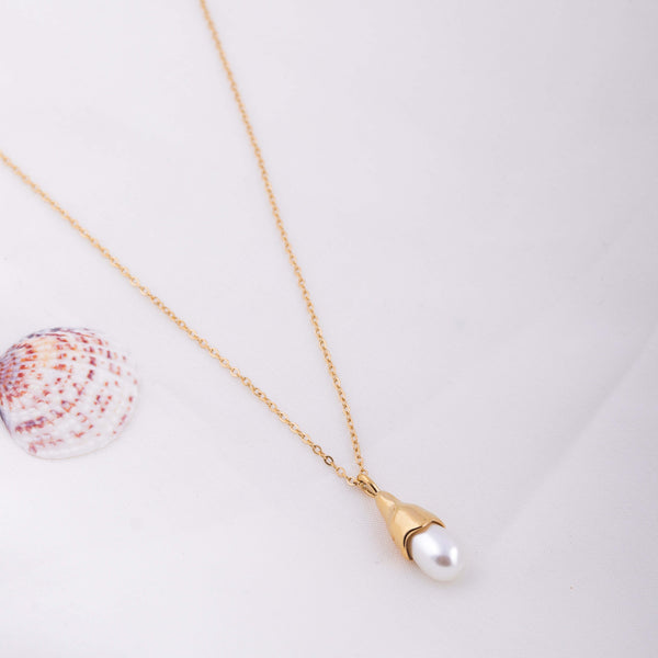 Pearl knop necklace