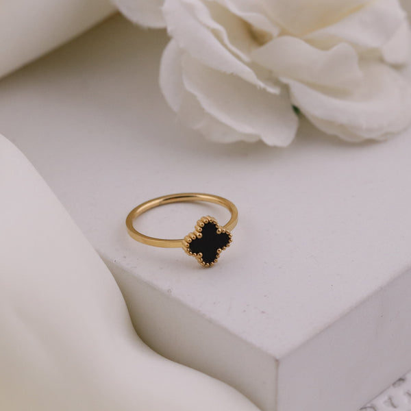 Noir Elegance Ring
