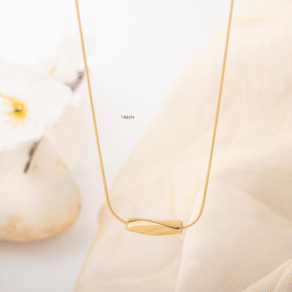 Chamber Necklace
