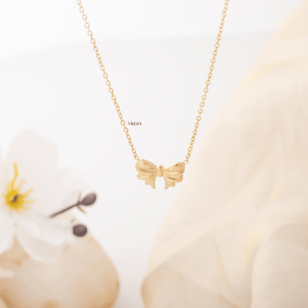 Moss Bow Necklace