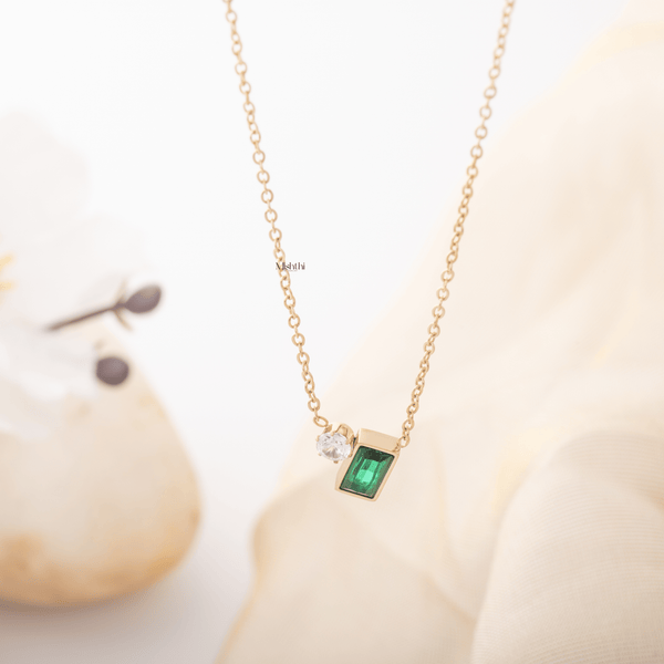 Presens Necklace