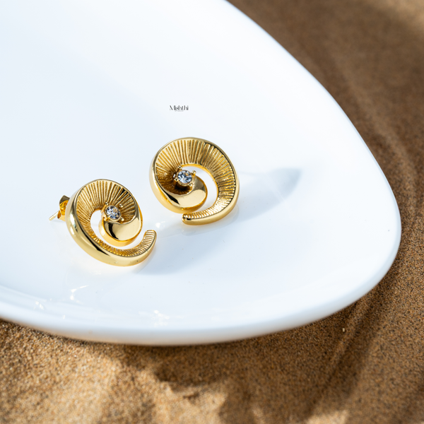 Cursive Round Studs