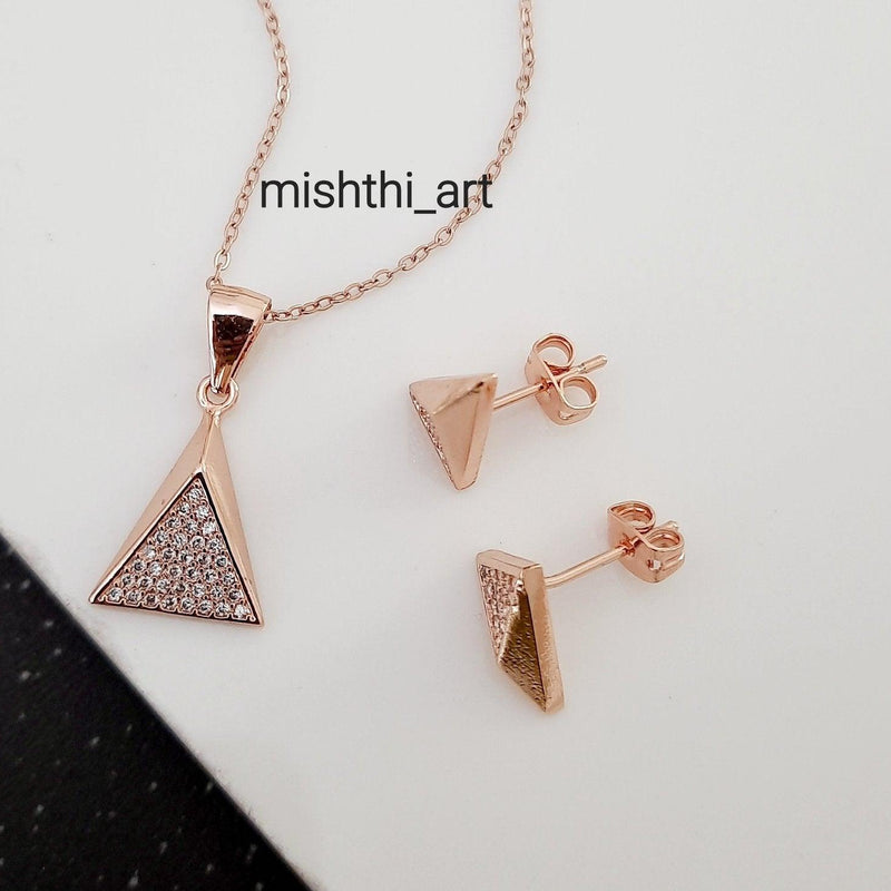 Triangle Pendant Set