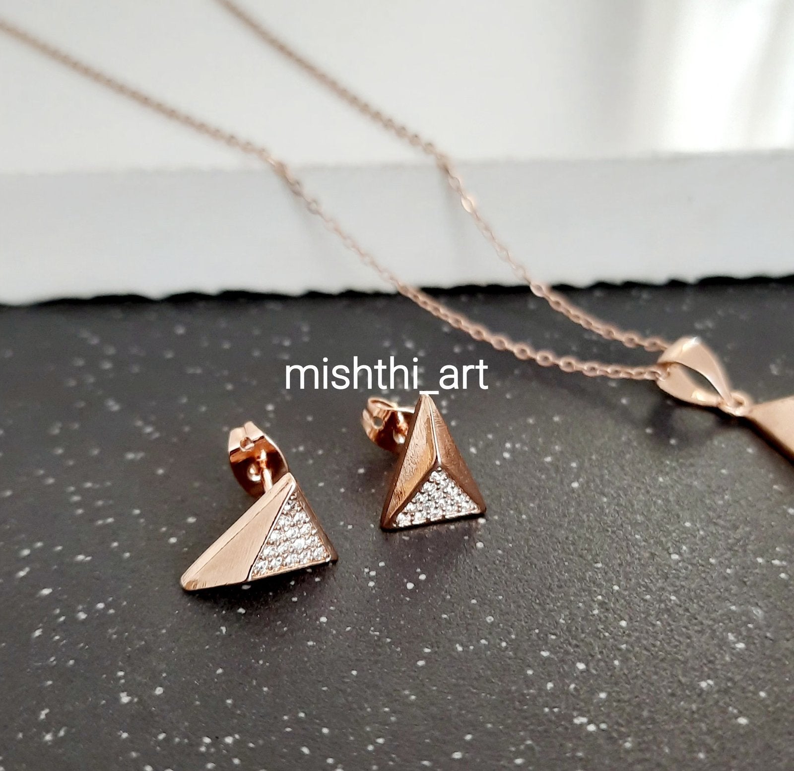 Triangle Pendant Set