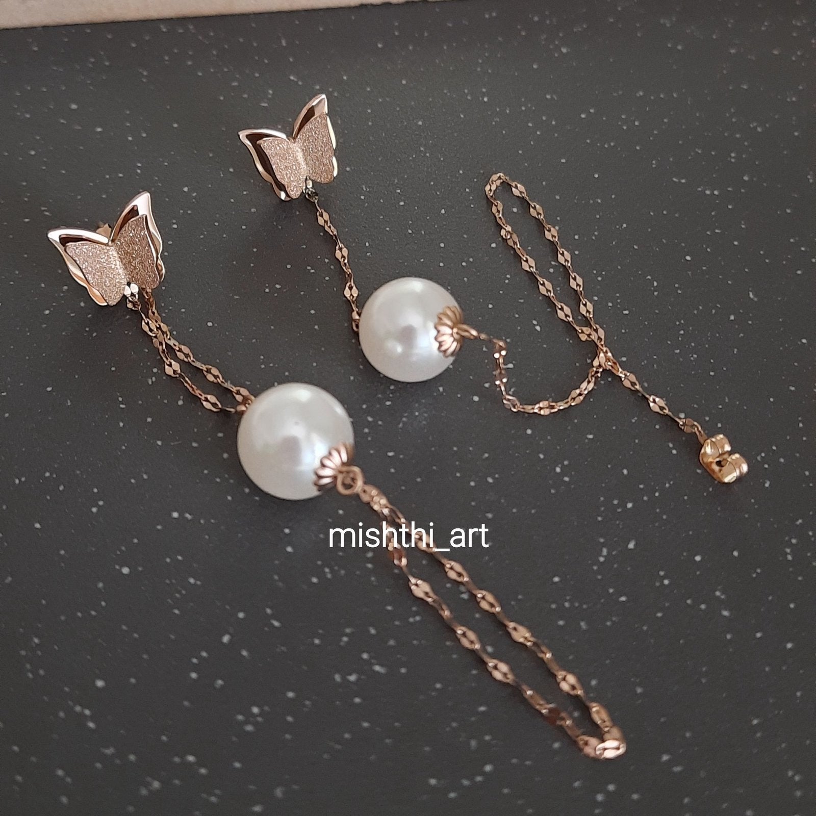 Unique pearl Earrings