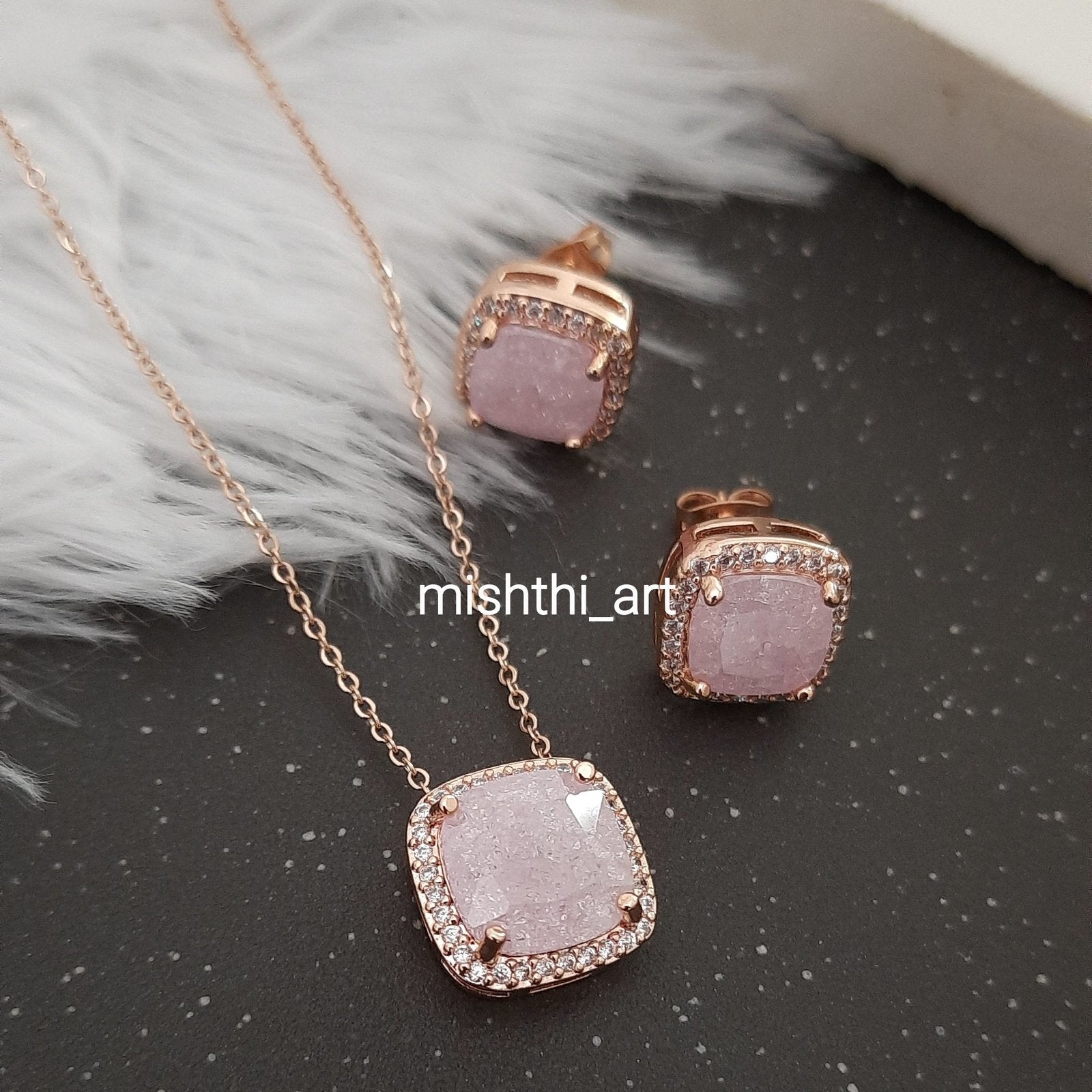 Solitaire Pink Set