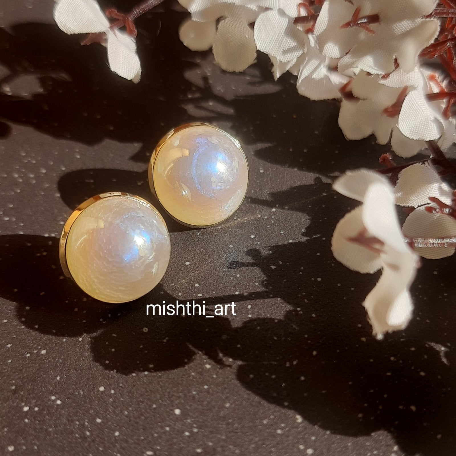 Bea Pearl Studs