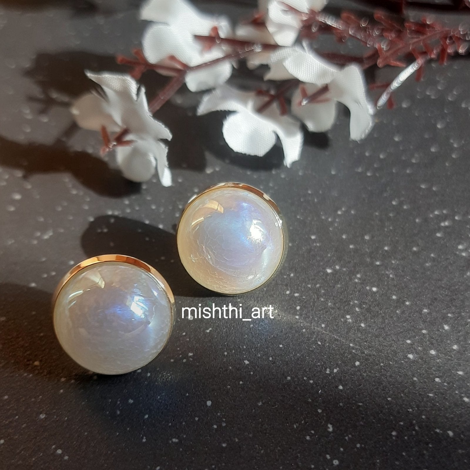 Bea Pearl Studs