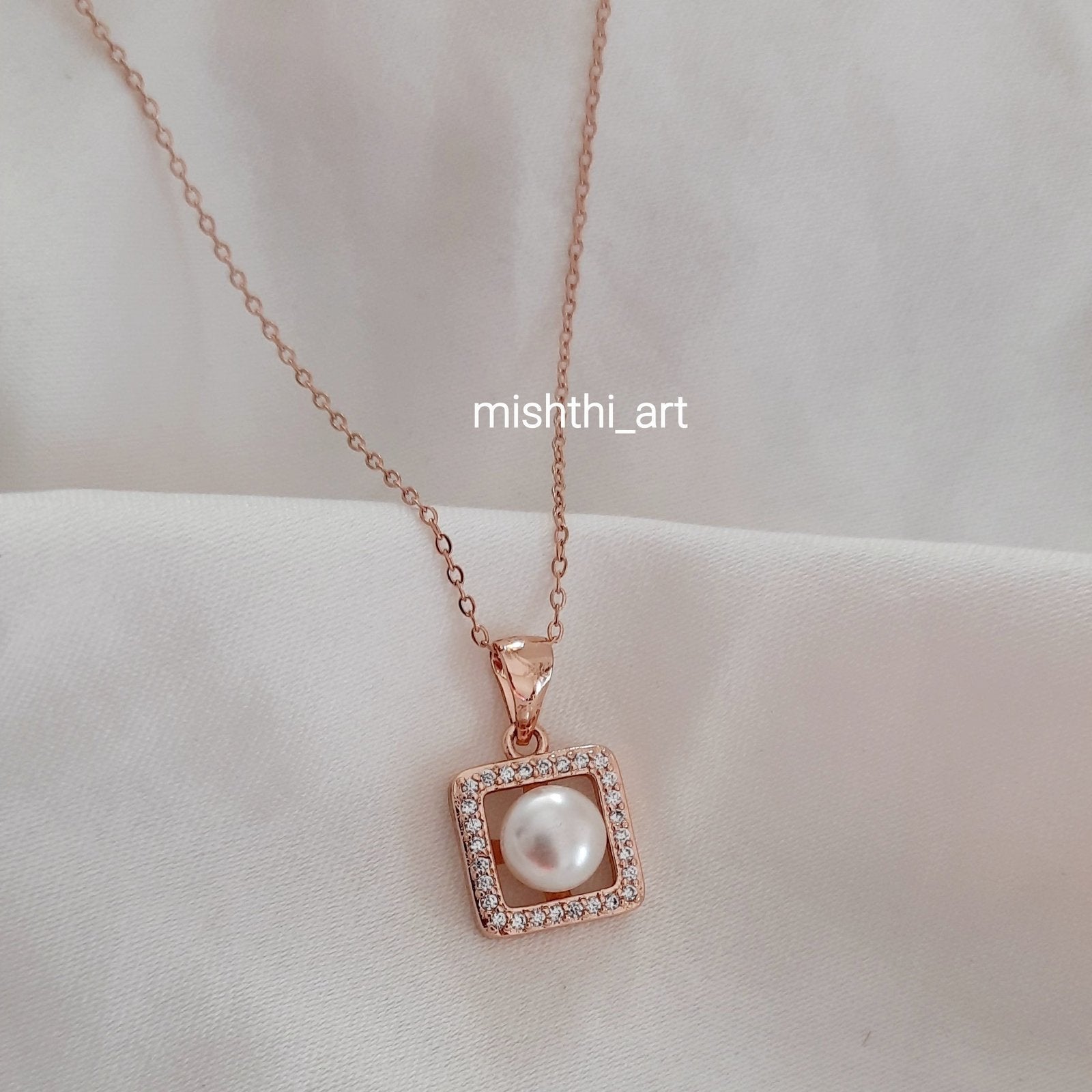 Square Pearl Chain