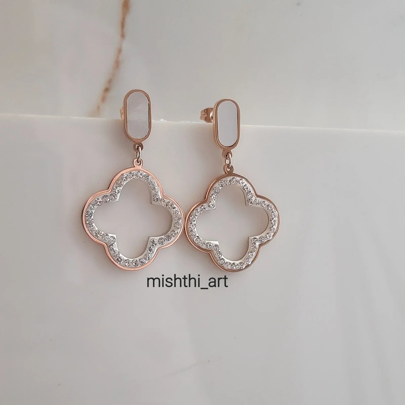 Cleaf Earrings