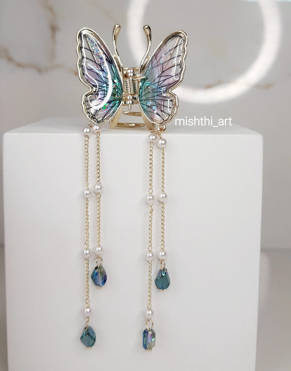 Dress Berry Clip