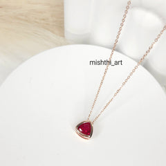 Triangle Pendent Chain