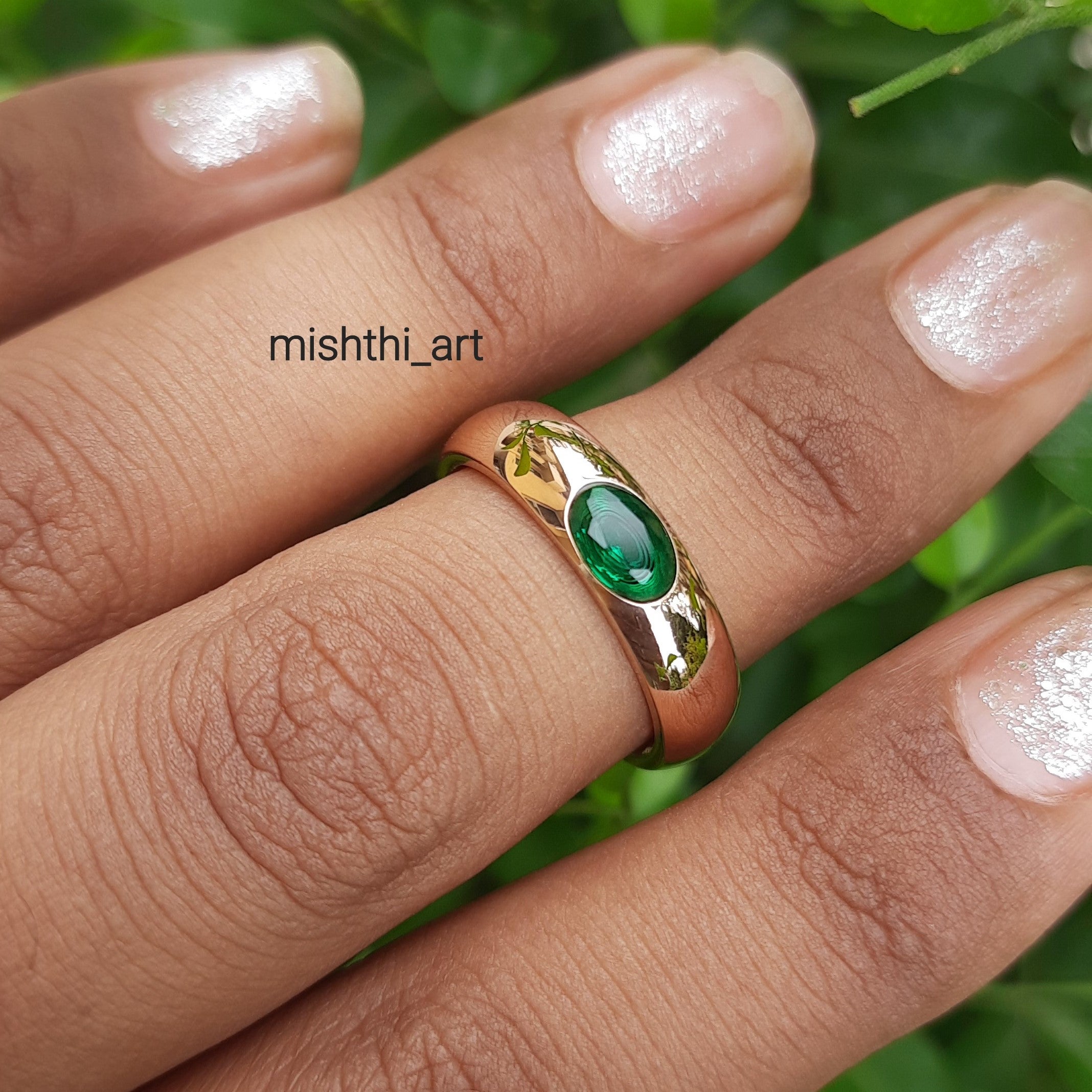 Emerald Solid Ring