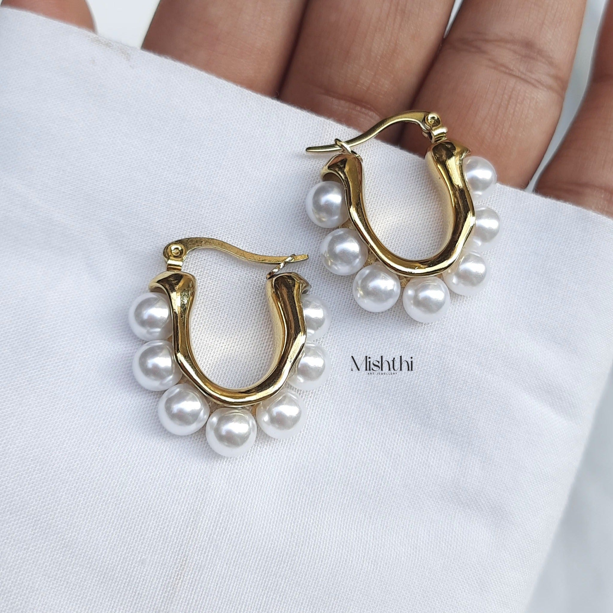 Topic Pearl hoops