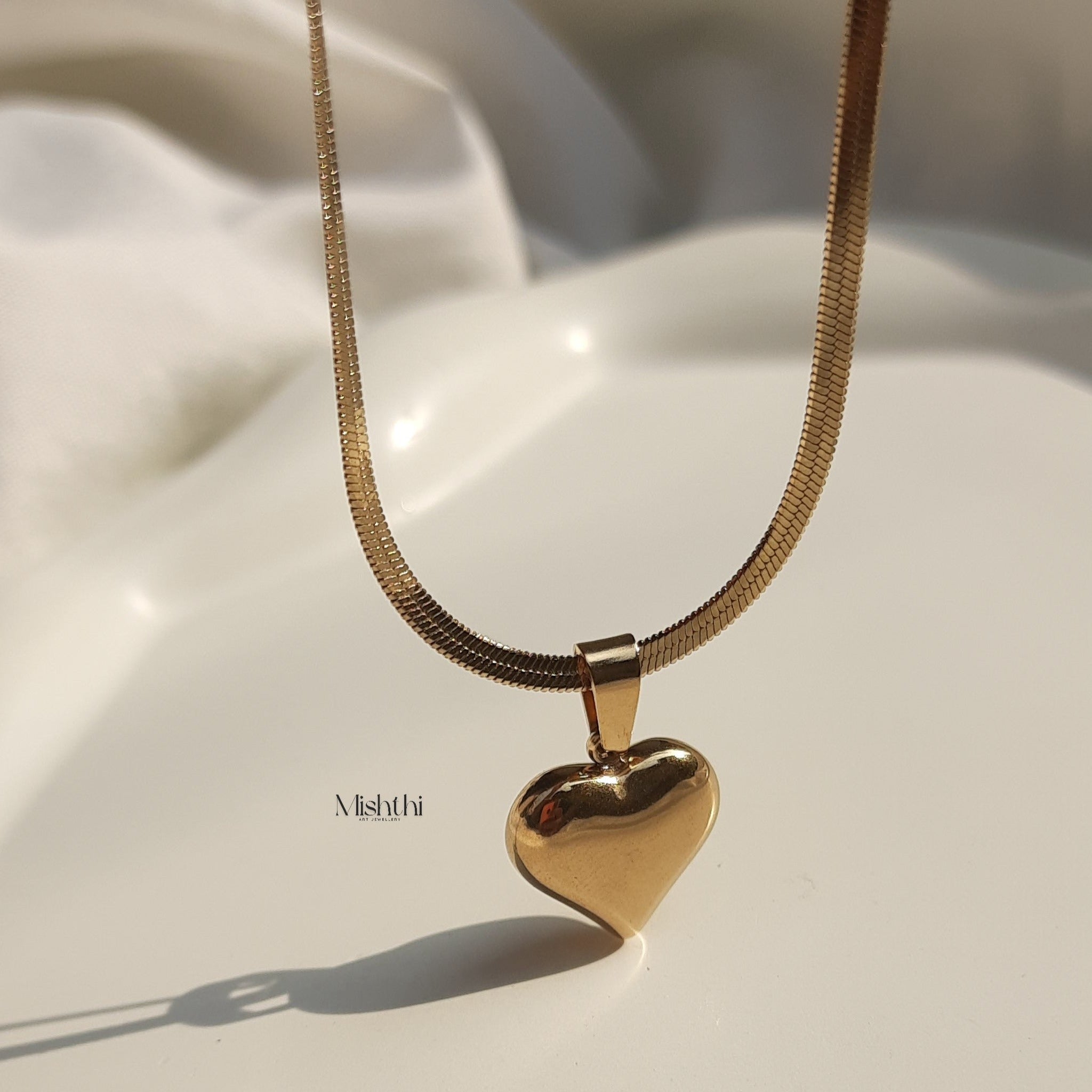 Emboss Heart Necklace