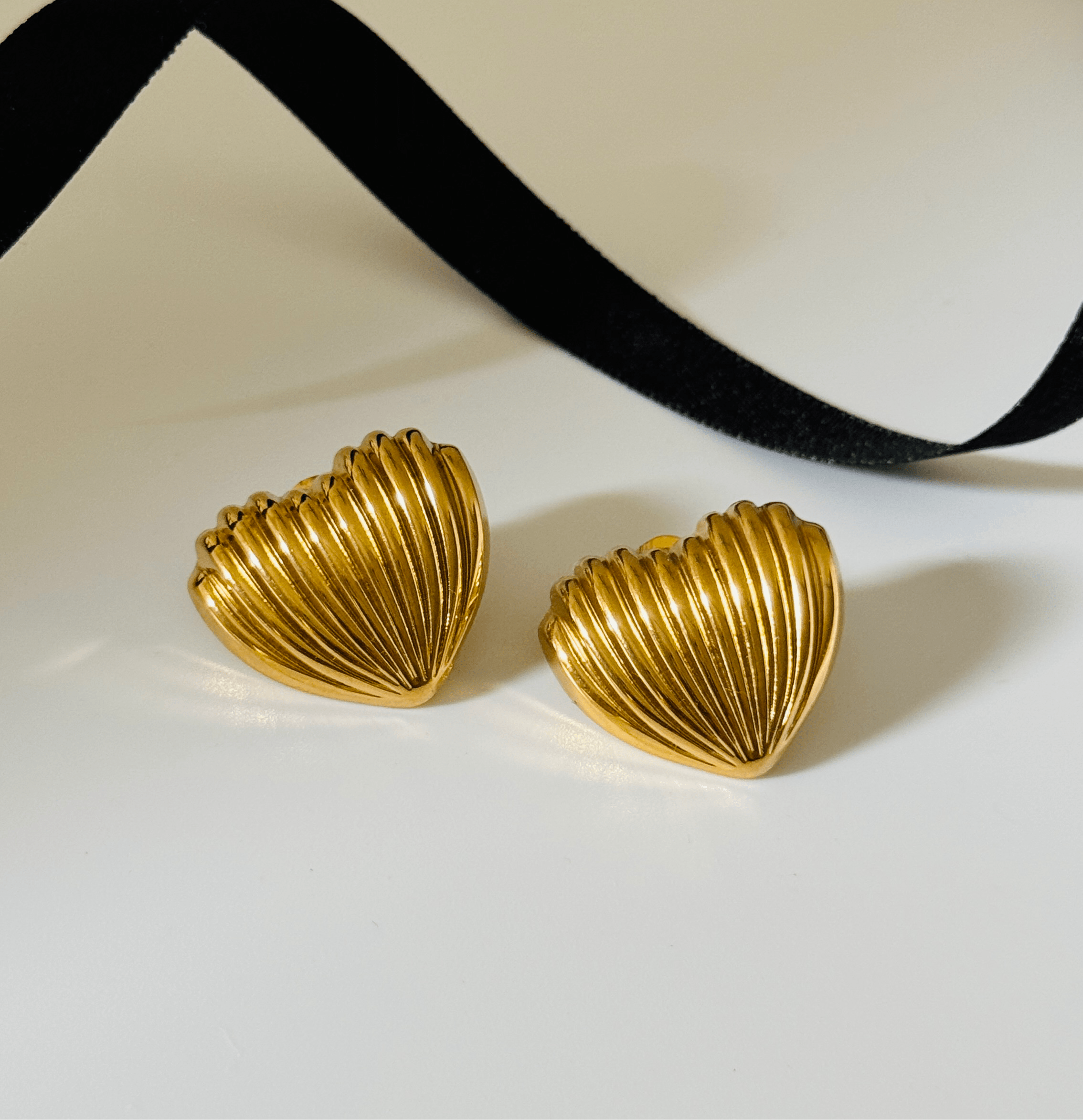 Amore Heart Earrings