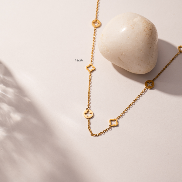 Anslie Necklace