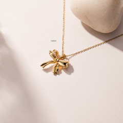 Curl Bow Necklace