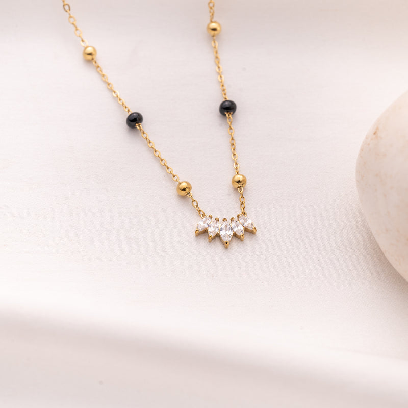 Solo Leaf Mangalsutra