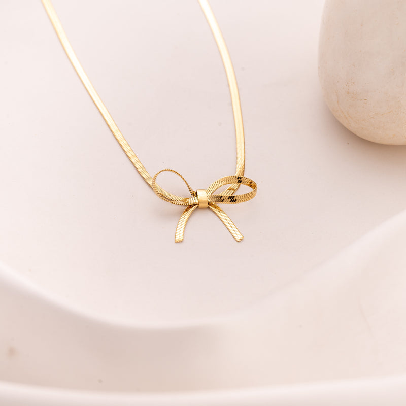 Snake Bow Necklace