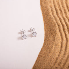Solitaire Studs