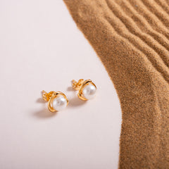 Swing Pearl Studs