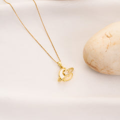 Idle Moon Necklace