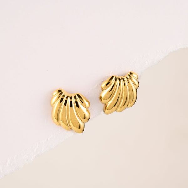 Fiercely gold Earrings