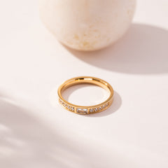 Classy Baggy Ring