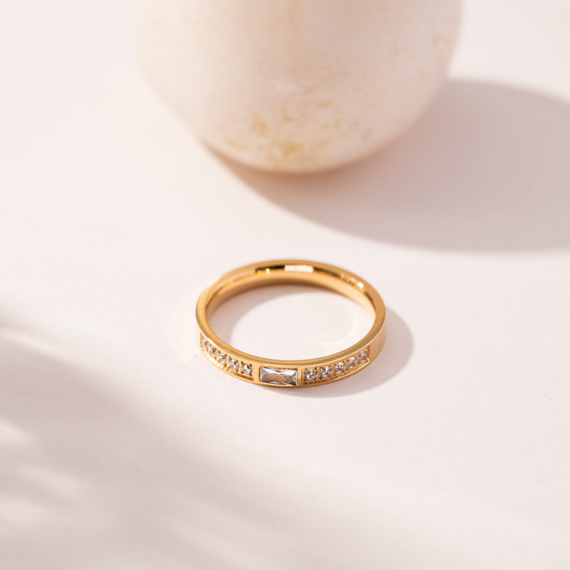 Classy Baggy Ring