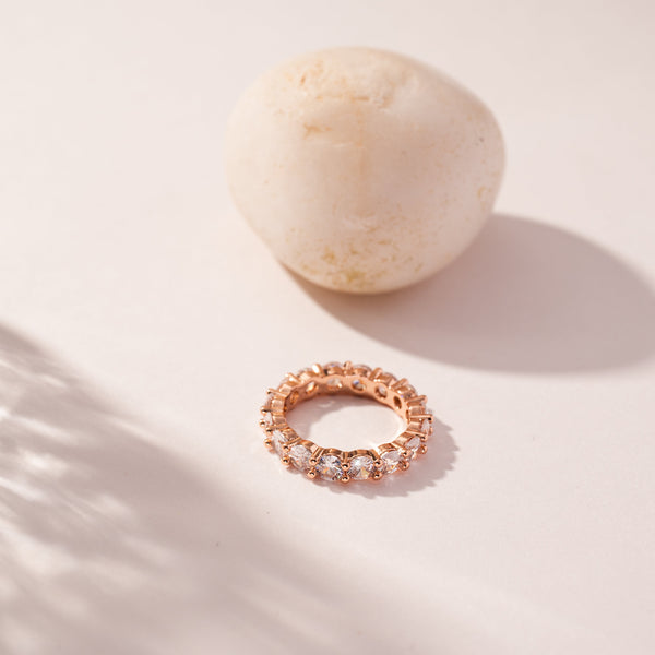 Dainty Diamonds Ring