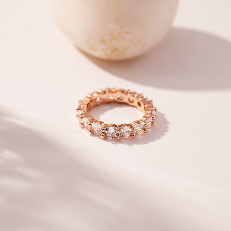 Dainty Diamonds Ring