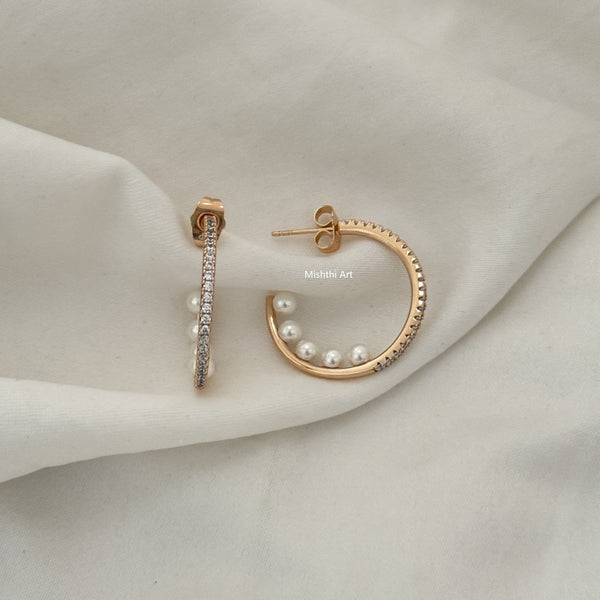 Diva Pearl Hoops
