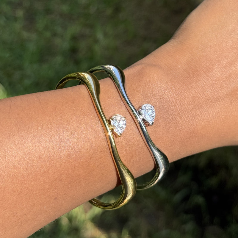 Pear Wave Bracelet