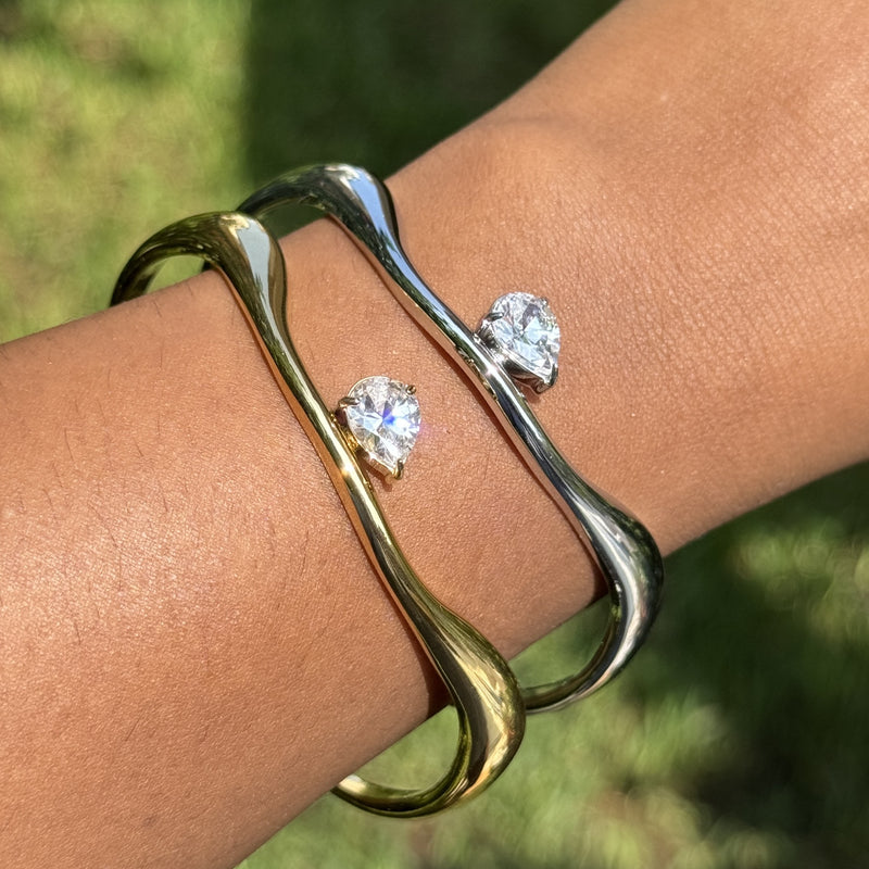 Pear Wave Bracelet