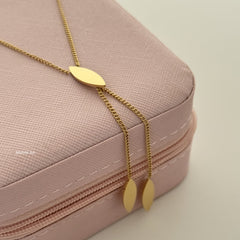 Stunning Gold Leaf Necklace