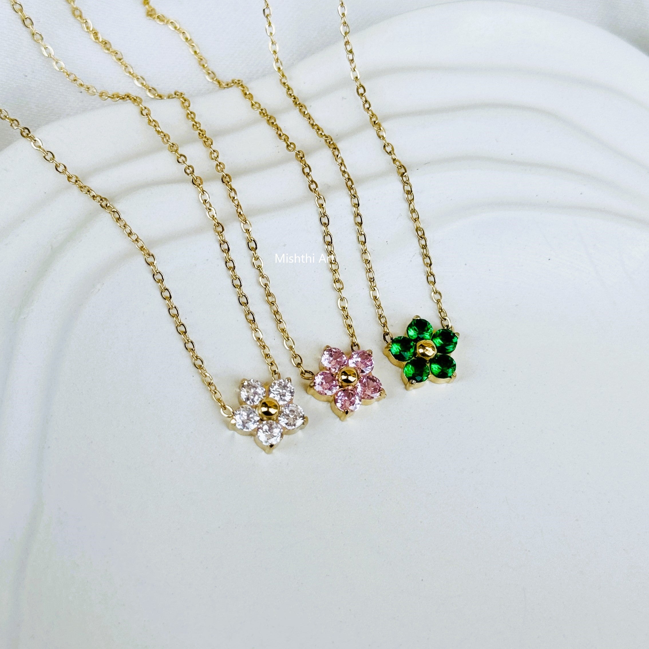 Mini Flower Necklace