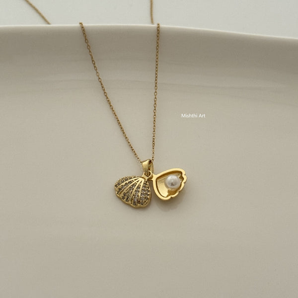 Oceanic Pearl Nacklace