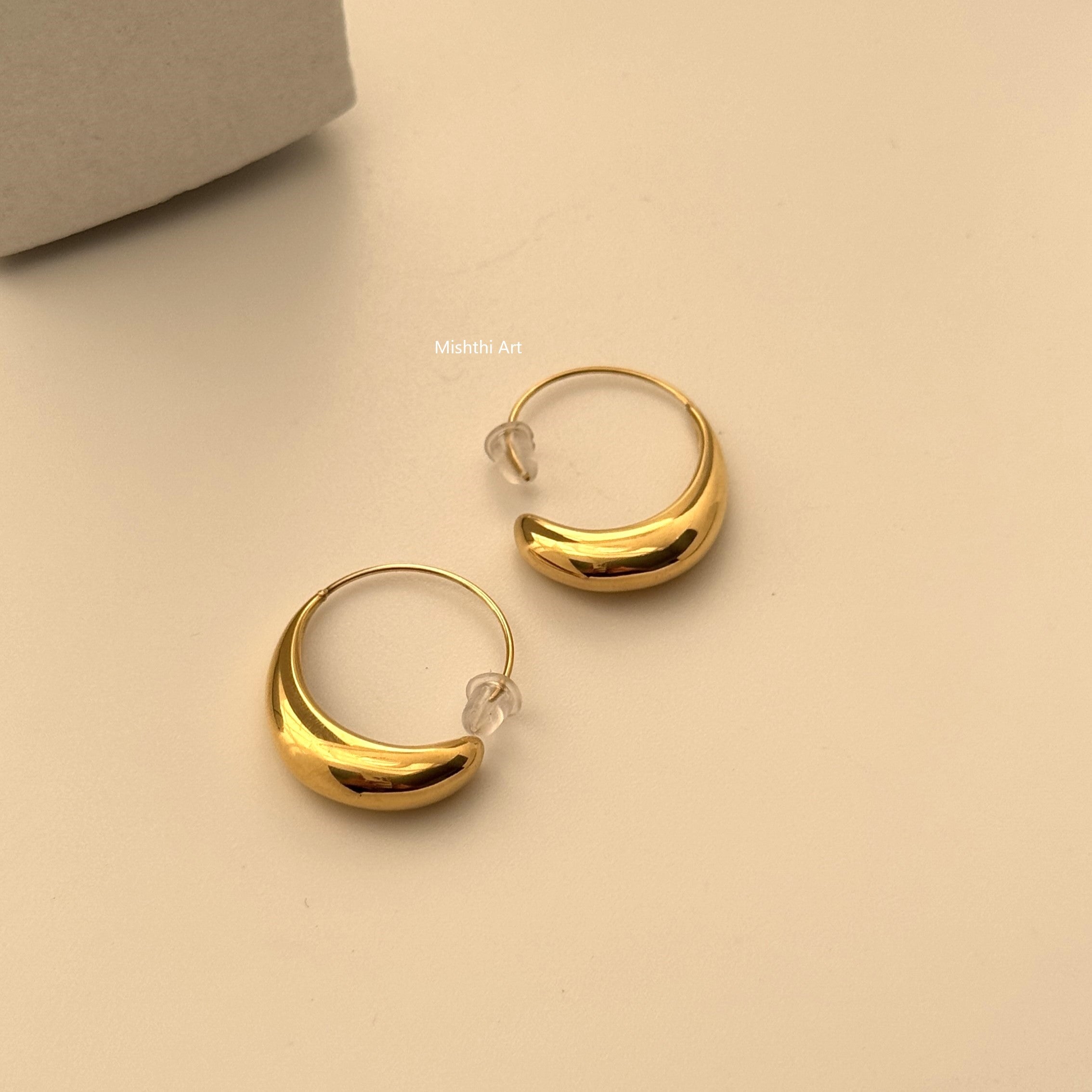 Exquisite Hoops