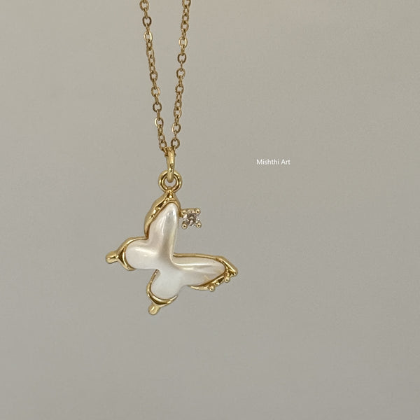 BeachFish Tail Necklace