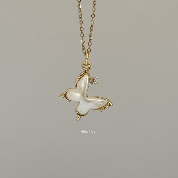 BeachFish Tail Necklace