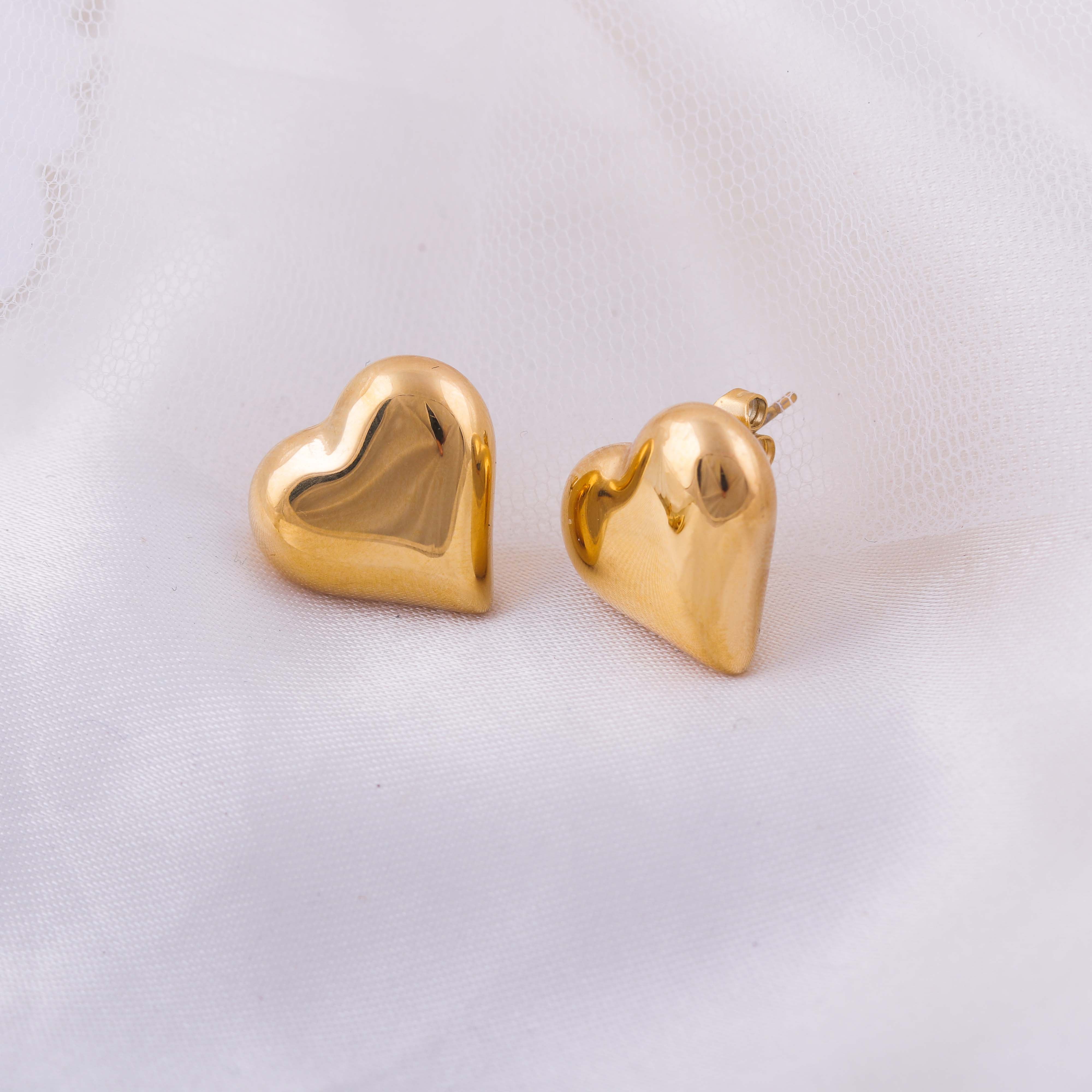 Core Heart Studs