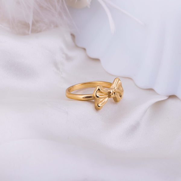 Bowtique Gold Ring