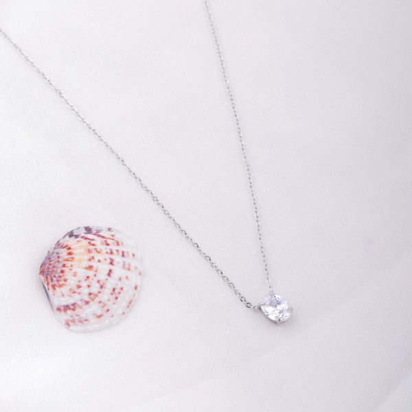 Desolate Necklace