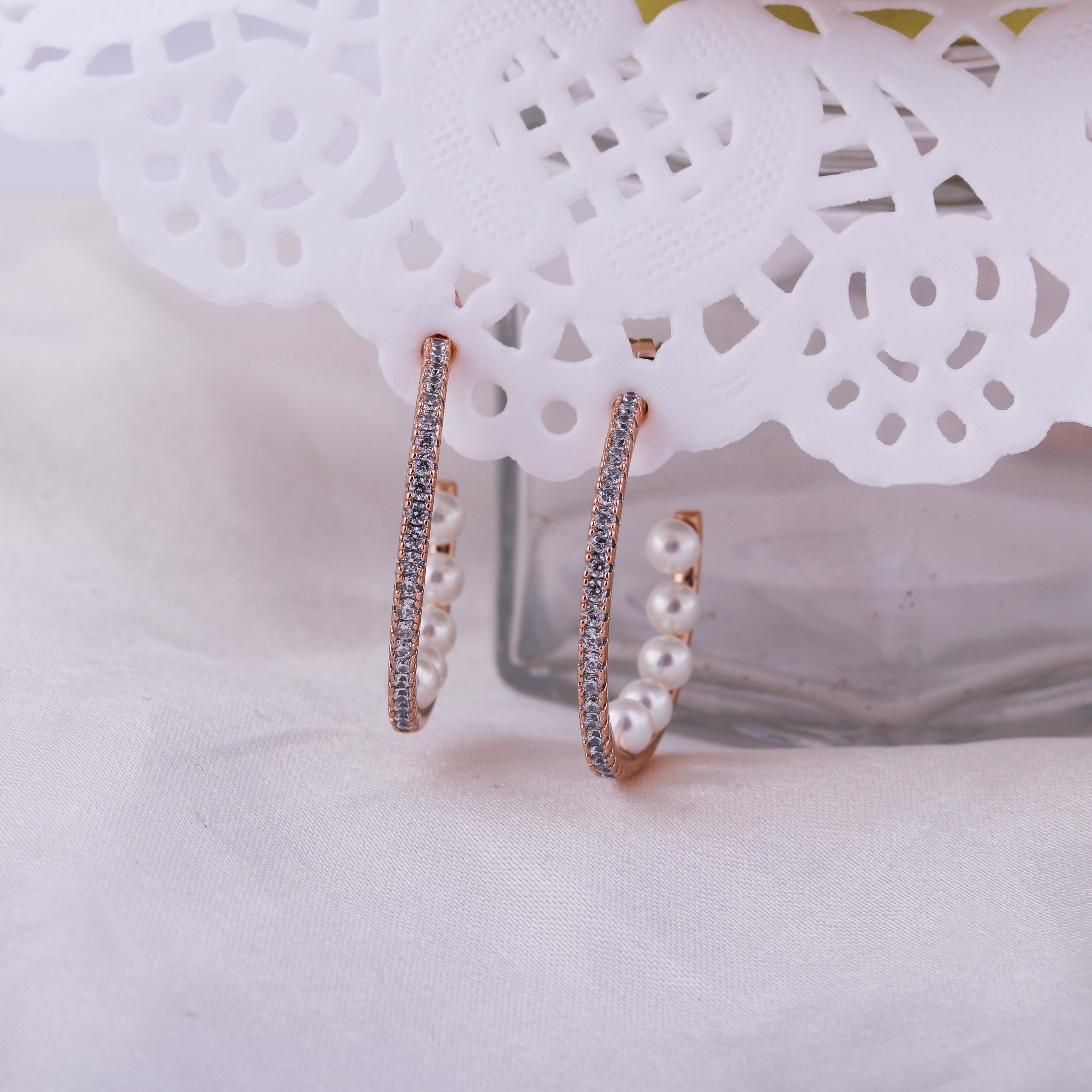 Diva Pearl Hoops