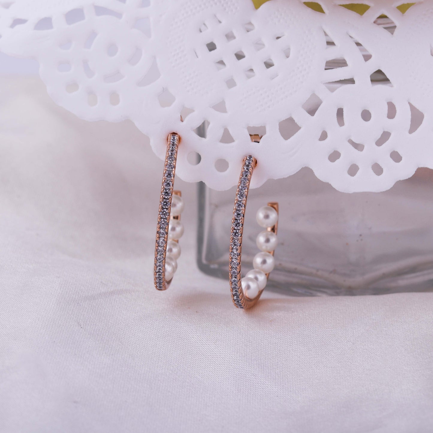 Diva Pearl Hoops